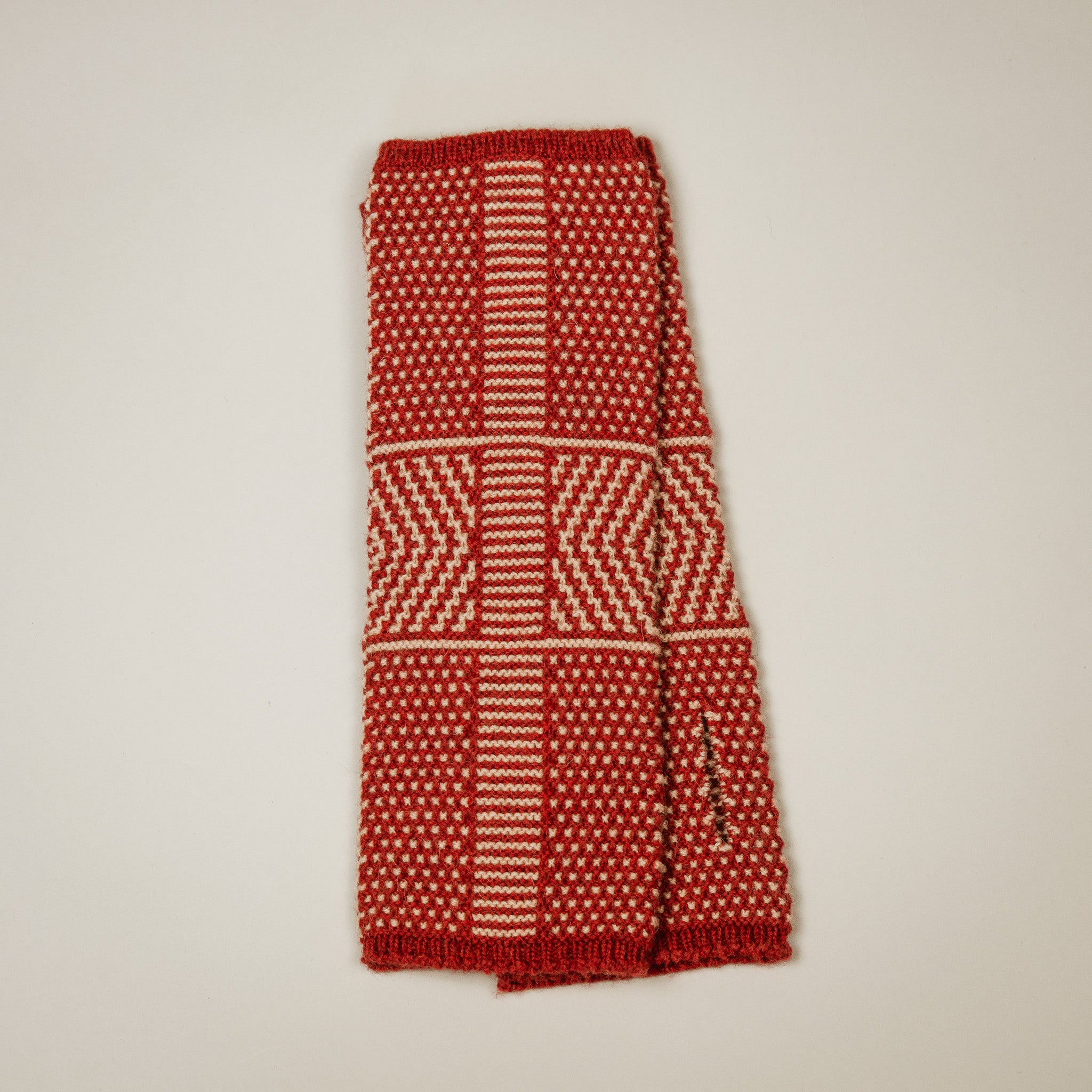 Taranaki Wrist Warmers in Camel Down