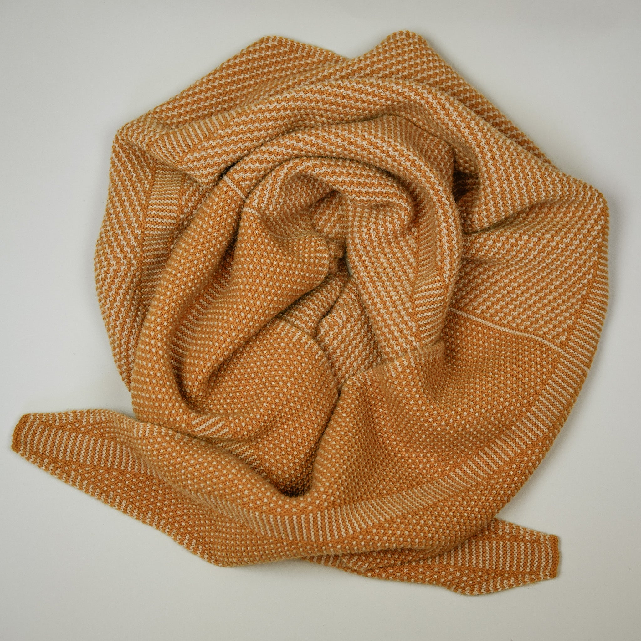 Taranaki Scarf in Camel Down