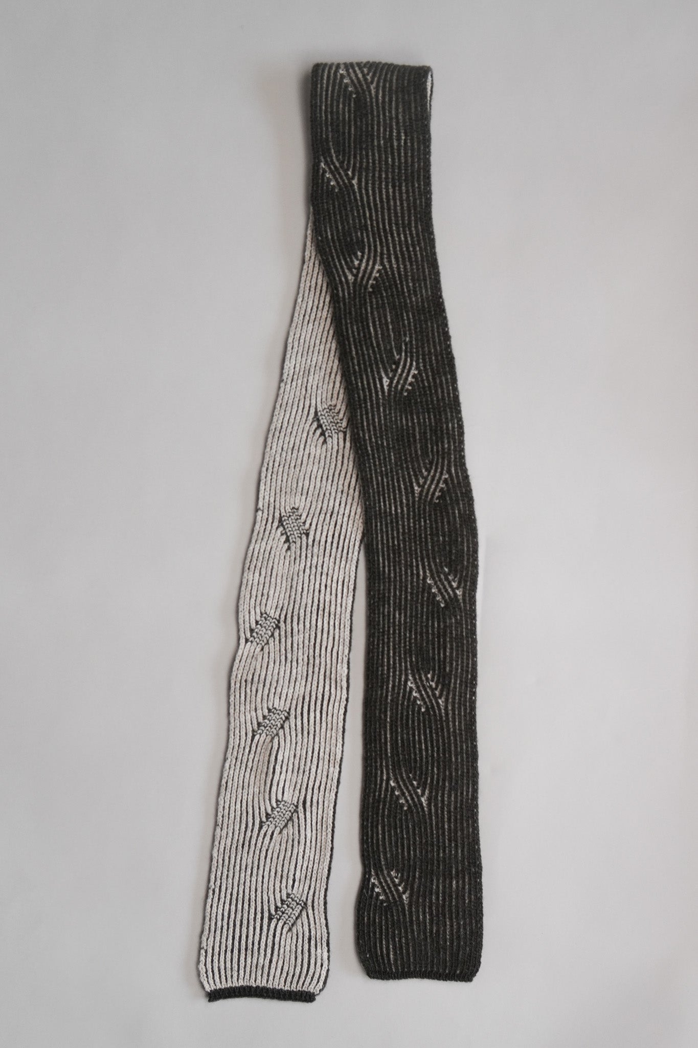 Meander Narrow Scarf in Arapawa Blend