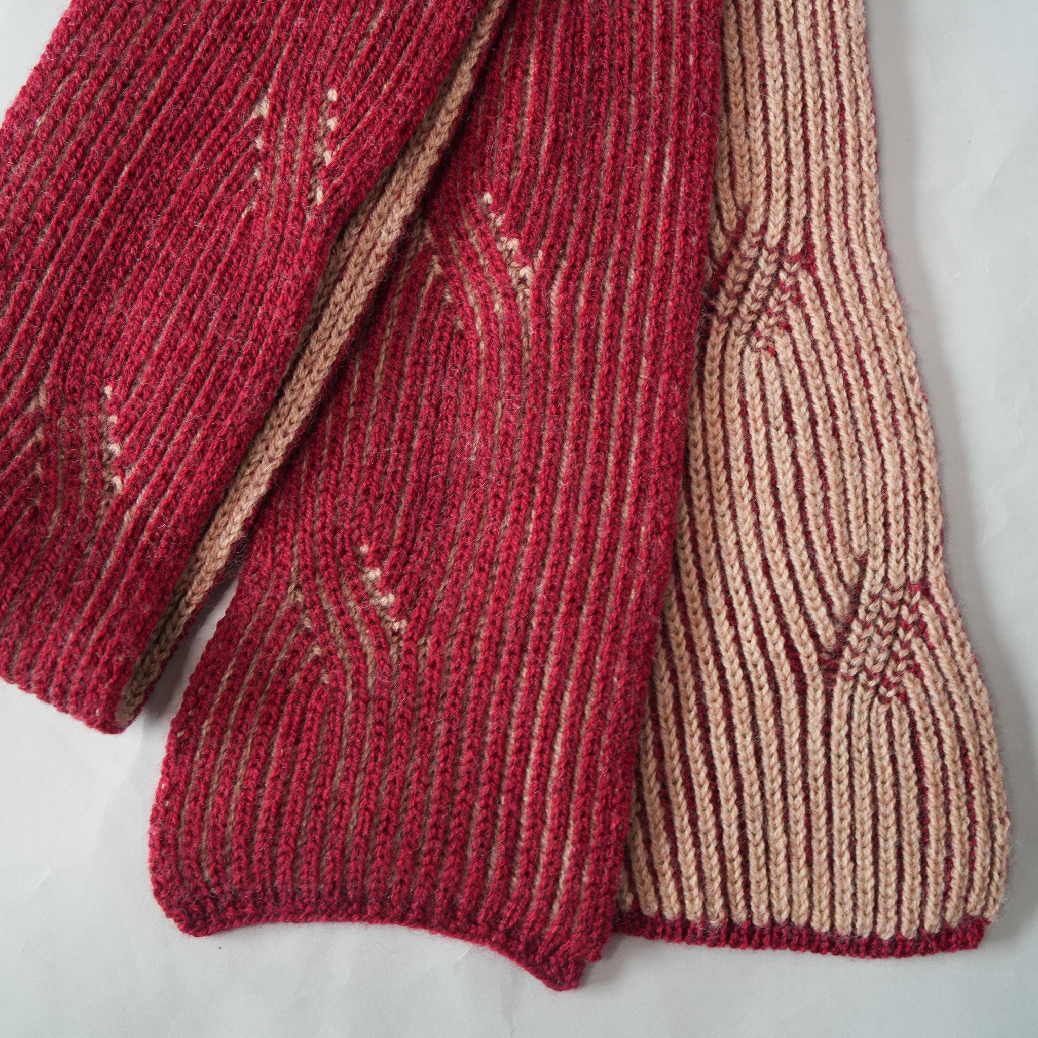 Meander Narrow Scarf in Merino
